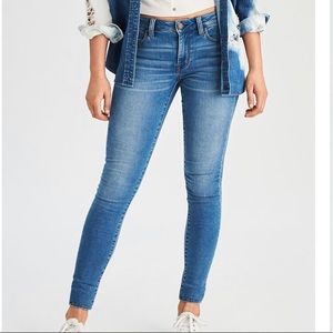 American Eagle lightwash jeggings